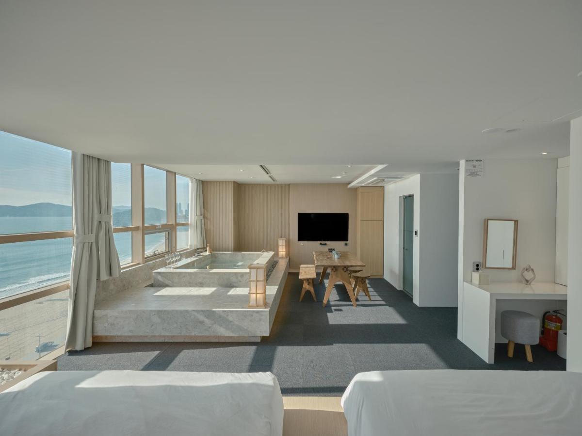 Uh Suite The Haeundae Pusan Zewnętrze zdjęcie