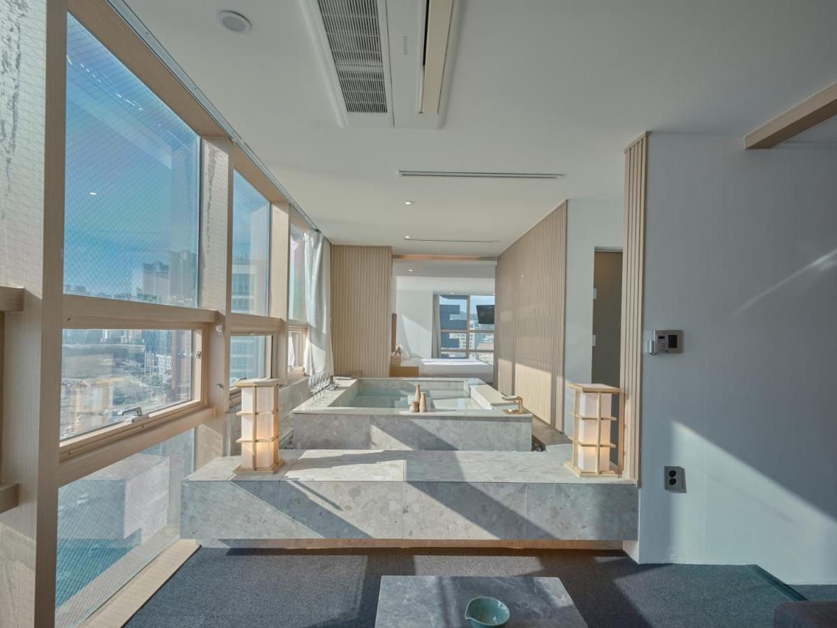 Uh Suite The Haeundae Pusan Zewnętrze zdjęcie