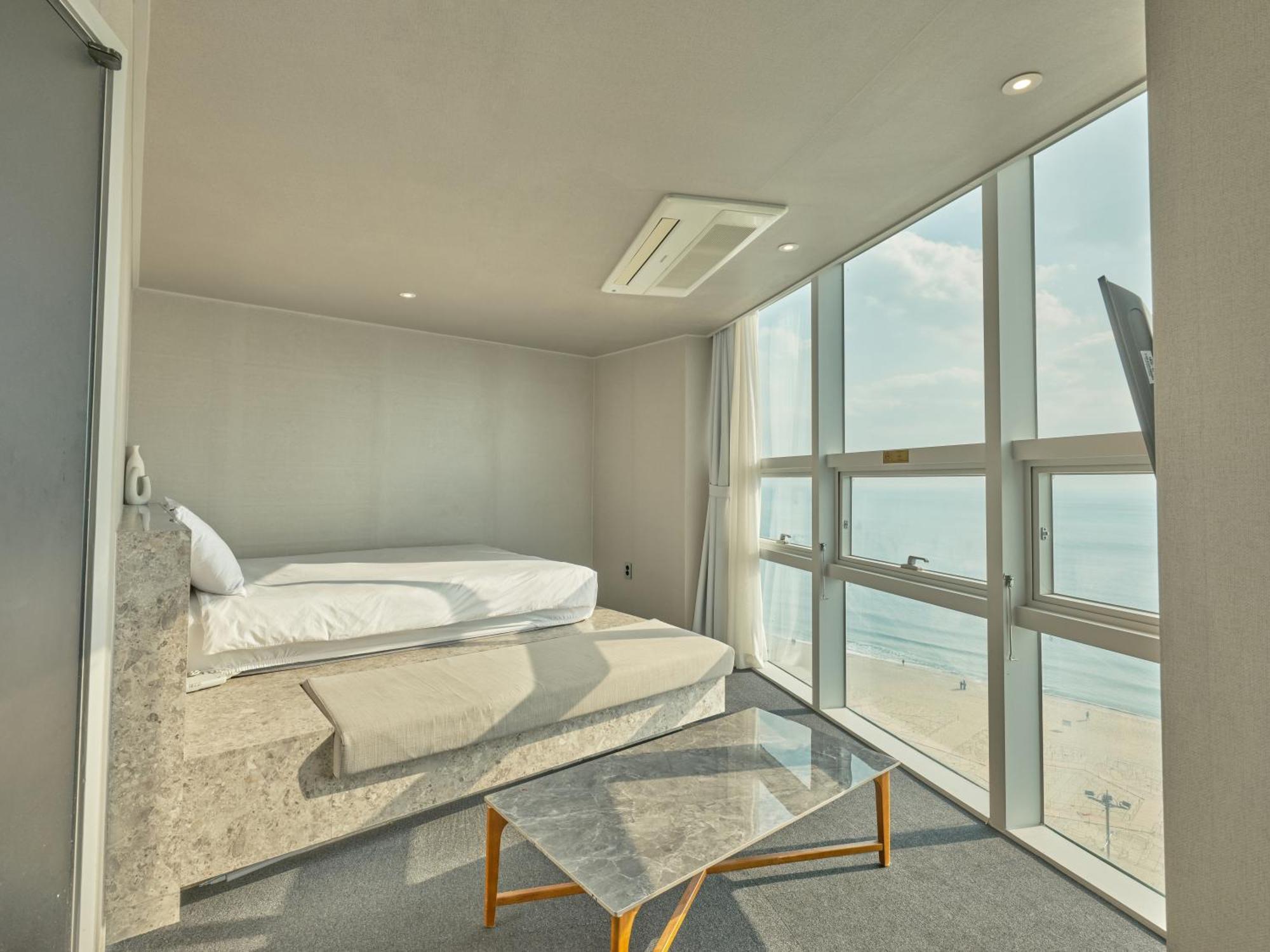 Uh Suite The Haeundae Pusan Zewnętrze zdjęcie